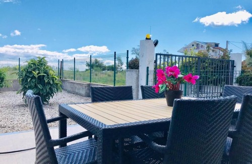 Isca Marina Apartment | Isca Calabretta Apartments M2 Two Bedroom House
