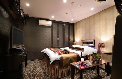 Nishi Ward Hotel | ishidu hotel blanc chapel christmas - Adults Only