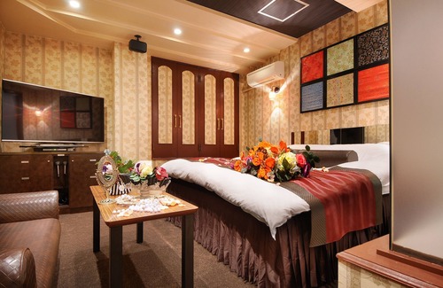 Nishi Ward Hotel | ishidu hotel blanc chapel christmas - Adults Only