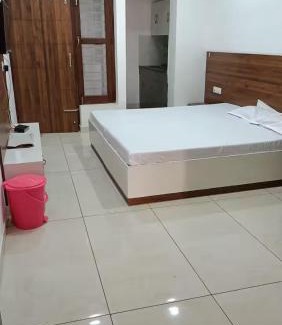 Hisar Hotel | Ishwar Bharti Apartments