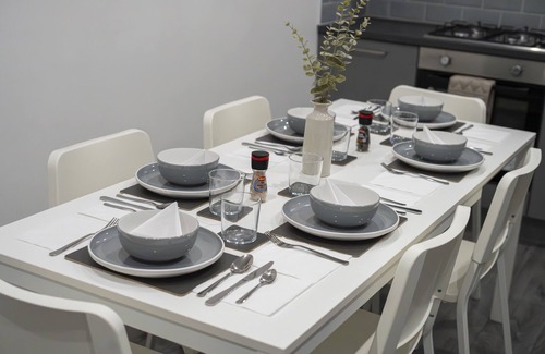 Barrow-in-Furness Apartment | Isimi luxurious 4 bed 4 en -suite house Cumbria