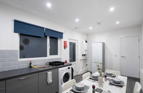 Barrow-in-Furness Apartment | Isimi luxurious 4 bed 4 en -suite house Cumbria