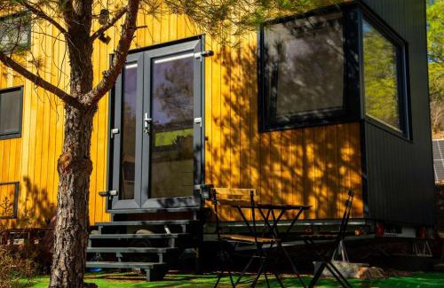 Corte Gago House | Isis Garden by Tiny Away