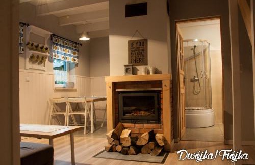 Brenna Cabin | Iskierkówka