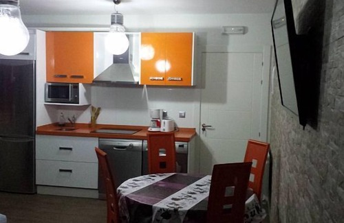 Isla Cottage | Isla Beach rural apartment for 4 people