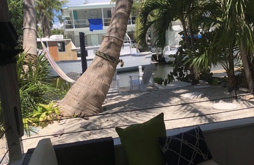 White Marlin Beach House | Islamorada Haven on the water