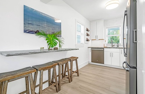 Islamorada House | Islamorada retreat "Bungalow Blue" w/heated pool, Bikes, BBQ, amenities galore!