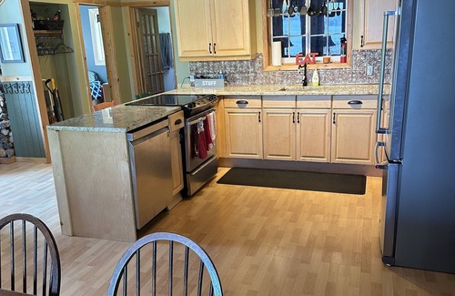 Kenora Cottage | Island Cottage on Lake of the Woods Under 5 Mins From Kenora