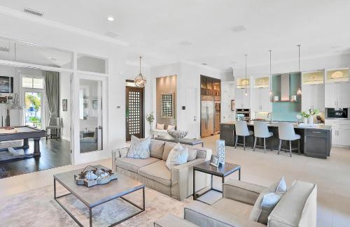 Island Estate House | Island Estate Waterfront Villa