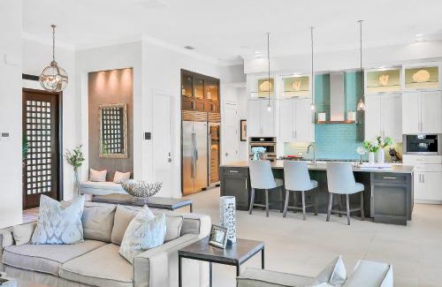 Island Estate House | Island Estate Waterfront Villa