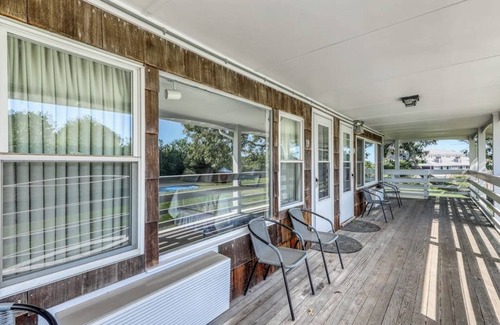 Oak Bluffs Apartment | Island Inn - Studio Suite - 19D - Oak Bluffs, MA