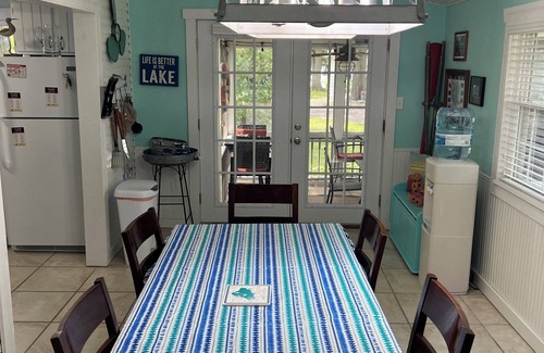Saint Johns House | Island Lake House