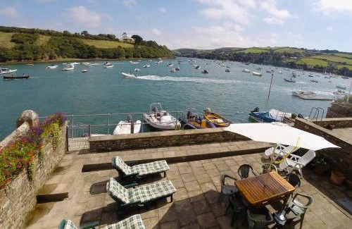 Salcombe House | Island Quay 10