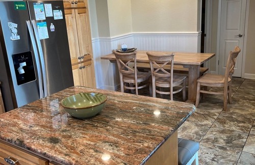 Pensacola Beach Condo | Island's End Welcomes You to Paradise!