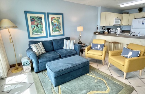 Fort Walton Beach Condo | ISLAND SANDS #204- BEAUTIFUL GULF FRONT VIEWS!