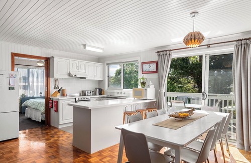Smiths Beach House | Island Time Smiths Beach - Multi-family perfection at Smiths Beach