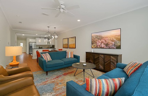 Epworth Acres House | Island Townhouse Summ