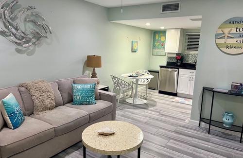 Sarasota Condo | Island Vibes + Modern Comfort at Lido Beach!