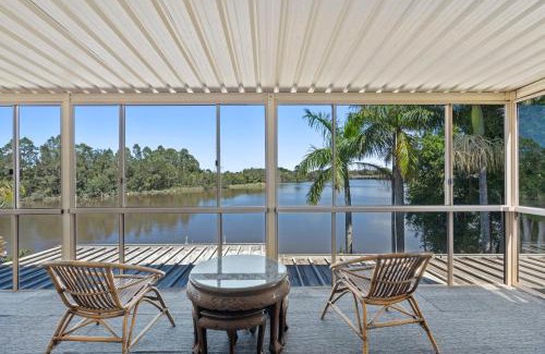Gold Coast House | Island Waters Escape