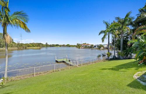 Gold Coast House | Island Waters Escape