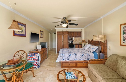 Wailua Resort | Islander on the Beach, #240 - breathtaking ocean views, steps to the beach