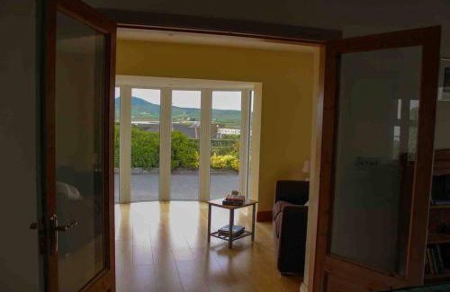 Cahirciveen House | Islands View - Spacious Family Home