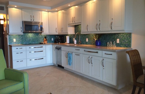 Red Hook Condo | Isle Be Back – Elegantly Remodeled Two Level Villa on Sapphire Beach