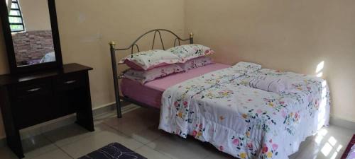 Tersusun Pundut House | IsMa Lumut Homestay