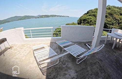 Nagawa Villa | IST Villa 06 Beachfront for 16