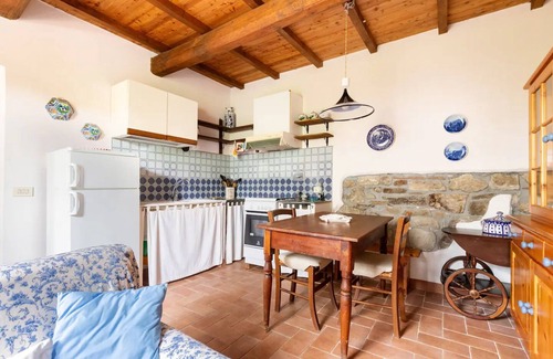 Vicchio Apartment | Apartment the Fireplace a relax oasis near Florence