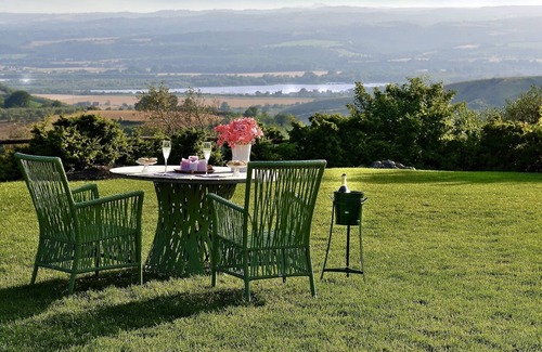 Guardea Villa | Colle dell'Asinello, luxury villa & pool heating 31 C°, & wellness h24-Umbria-