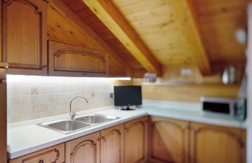 Livinallongo del Col di Lana Apartment | Apartment 'Marmolada' with Mountain View, Shared Garden and Wi-Fi