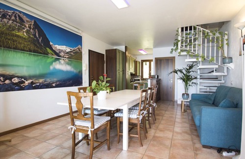 Campagnano di Roma Apartment | Casa Pisi - Maccagno con Pino und Veddasca