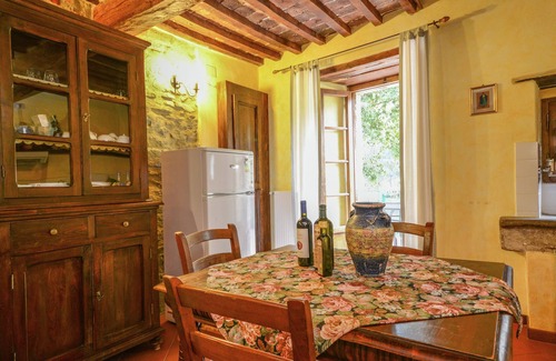 Bivio Lugnano House | Holiday Home in Monte Santa Maria with Pool