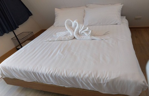 Si Racha Hotel | It My Life Cafe X Camp