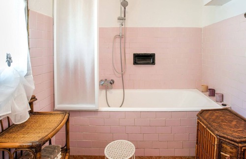 Casone Carpinelli House | Delightful Villa in Pieve San Lorenzo-Lucca with BBQ