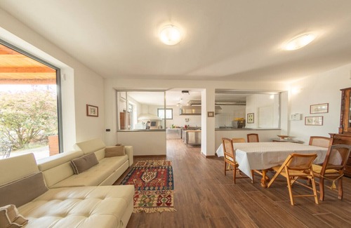 San Mango sul Calore Villa | Ville Petrara: villa with pool and spa in the vineyards