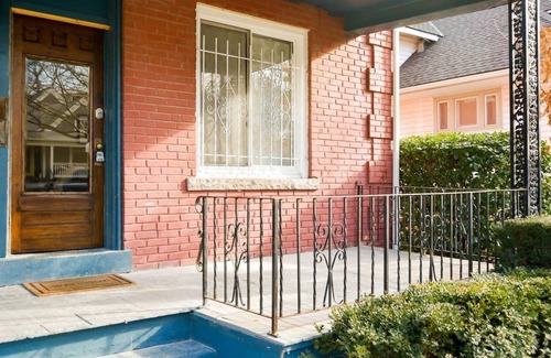 Southmoreland House | It's all about location and style