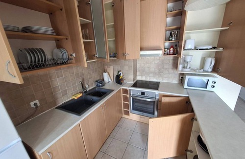 Nea Chalkidona Apartment | It's Always Sunny in Filadelfeia