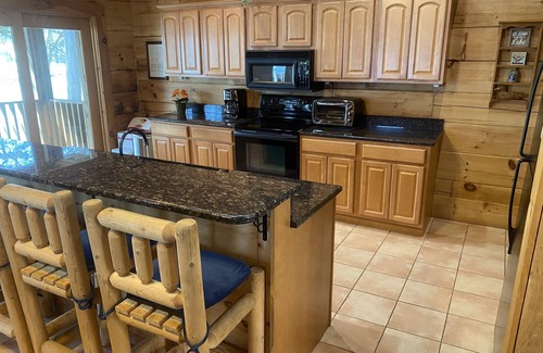 Mount Mourne Cabin | It's Five O'Clock Here! Pontoon available! Read below. 1'st come 1'st serve.