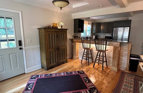 Bolton Landing House | It's not a walk it's a stroll location is perfect