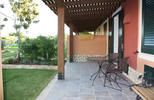 Arini Condo | Itaca Residence Marsala - Swimming pool 6 pax