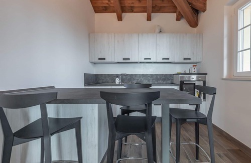 Serrungarina House | Italian Experience - Alloro Holiday Home