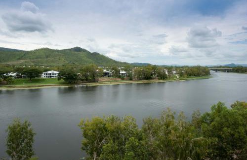 Thuringowa Central Apartment | Itara Apartments