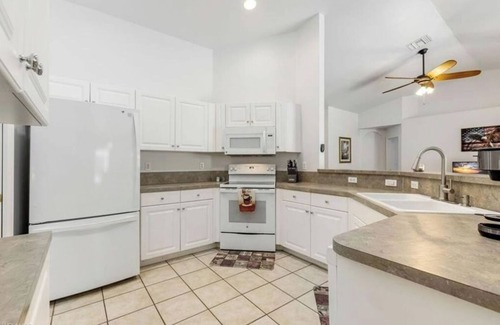Lehigh Acres House | Its a beautiful house for your vacation with heated pool and screen enclosure.