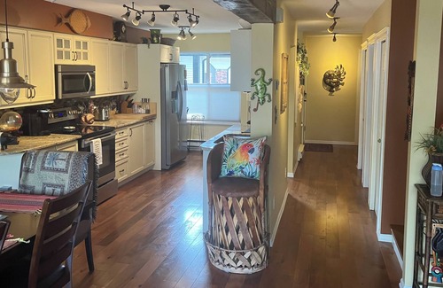 Lower Sumas Mountain House | It’s all about the deck and within 2 hours of 6 different ski hills