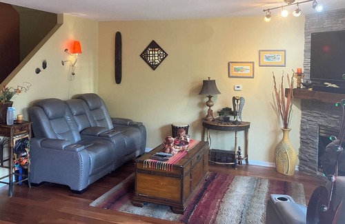 Lower Sumas Mountain House | It’s all about the deck and within 2 hours of 6 different ski hills