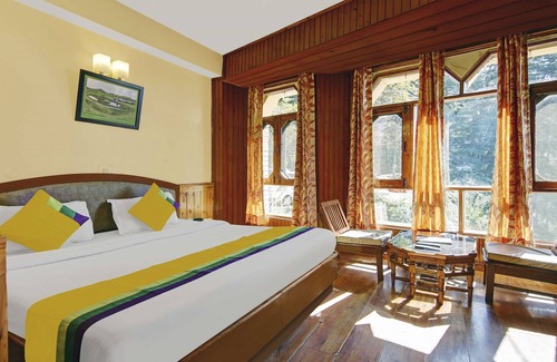 Chhota Shimla Hotel | Itsy By Treebo - Rajat Shimla