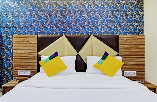 Vadodara Hotel | Itsy Hotels Rk Palace