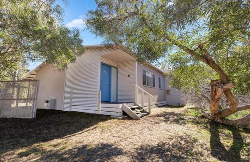 Forge Creek House | Ivanhoe - Waterfront Retreat